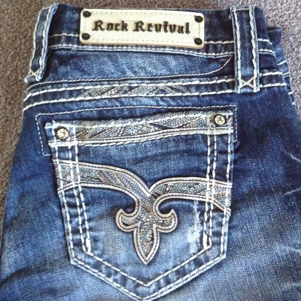 Size 29, Easy Straight Rock Revival